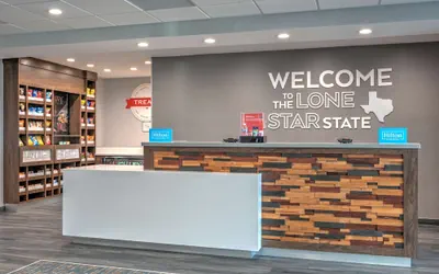 Photo 5 - Hampton Inn & Suites Port Lavaca