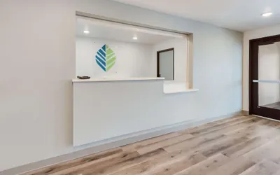 Photo 4 - WoodSpring Suites Meridian