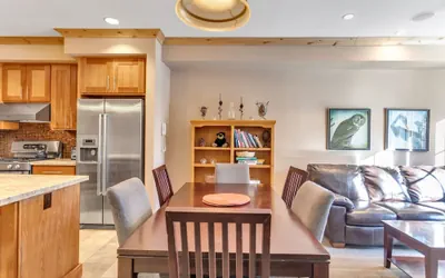 Photo 4 - Luxurious Condo Sleeps 6! - Silver Mtn #208 by Bear Valley Vacation Rentals