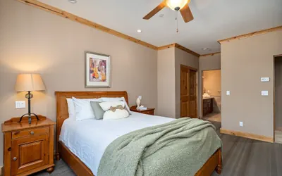 Photo 4 - Modern Condo- Jacuzzi Tub SM #201 by Bear Valley Vacation Rentals