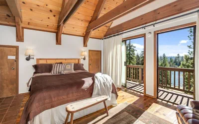 Photo 5 - Overlooking Beautiful Bear Lake VH#318 by Bear Valley Vacation Rentals