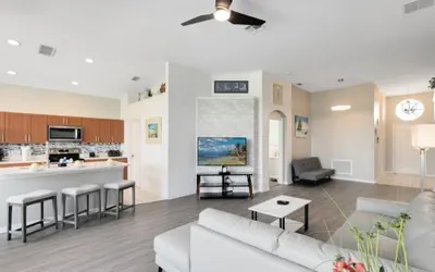 Photo 2 - 4 Bedrooms, 3 Baths, No Rear Neighbors 4 Villa by RedAwning