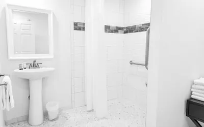 Photo 5 - Saltwater Suites