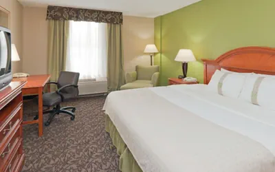 Photo 3 - Quality Inn & Suites Downtown Mansfield