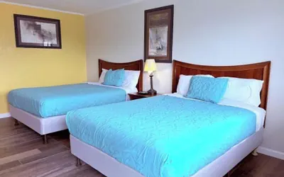 Photo 3 - Champions Inn Del Rio Near Lake