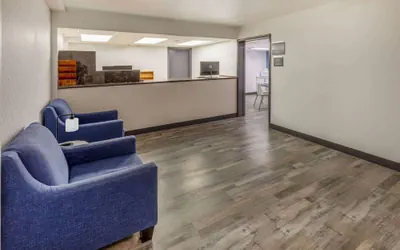 Photo 4 - Baymont by Wyndham Laredo