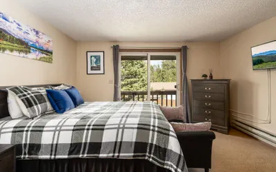 Photo 5 - Huckleberry House