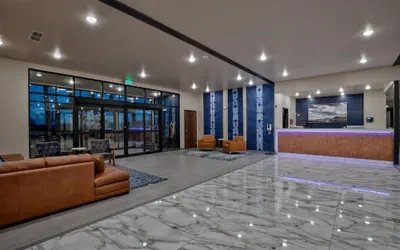 Photo 2 - Scenic View Inn & Suites Moab