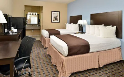 Photo 2 - Western Inn & Suites