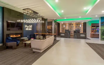 Photo 3 - La Quinta Inn & Suites By Wyndham Galt Lodi North