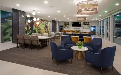 Photo 4 - La Quinta Inn & Suites By Wyndham Galt Lodi North