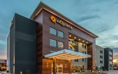 Photo 2 - La Quinta Inn & Suites By Wyndham Galt Lodi North