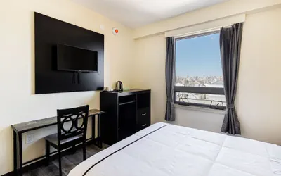 Photo 4 - Astoria Inn LaGuardia hotel