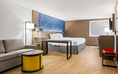 Photo 5 - Comfort Inn & Suites