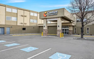 Comfort Inn & Suites