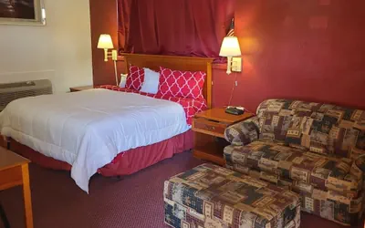 Photo 3 - Coratel Inn & Suites by Jasper Hutchinson