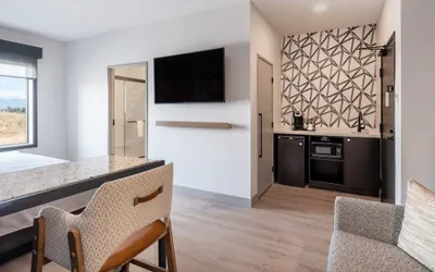 Photo 5 - Atwell Suites Denver Airport Tower Road by IHG