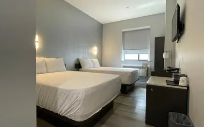 Photo 4 - King Hotel Brooklyn Sunset Park
