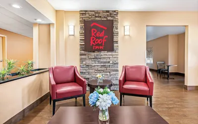Photo 4 - Red Roof Inn & Suites Houma