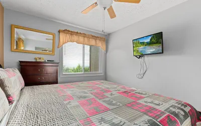 Photo 5 - Deer Ridge Resort by Jackson Mountain Rentals
