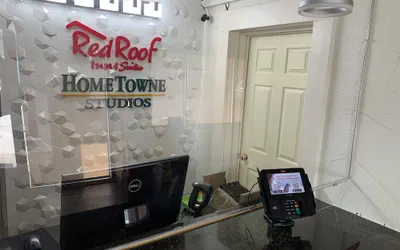 Photo 3 - HomeTowne Studios by Red Roof Battle Creek