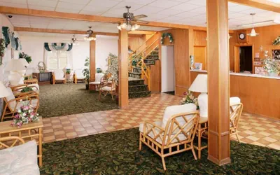 Photo 3 - Majestic Hotel & Apartments