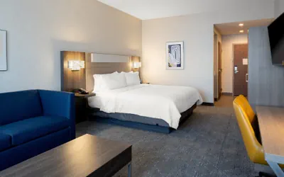 Photo 5 - Holiday Inn Express & Suites Hollister by IHG