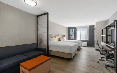 Photo 2 - Everhome Suites Corona