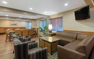 Photo 5 - Best Western Plus Windjammer Inn & Conference Center