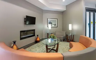 Photo 3 - Best Western University Inn At Valparaiso