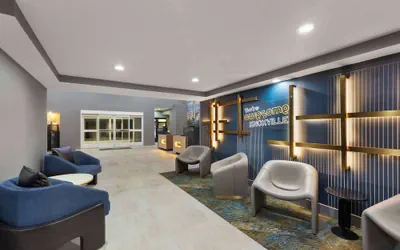 Photo 5 - La Quinta Inn & Suites by Wyndham Knoxville Papermill