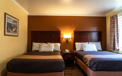 Photo 3 - Seaside Inn