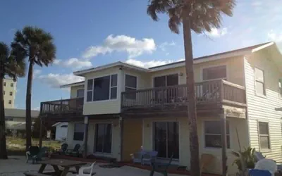 Photo 2 - Sand Glo Villas