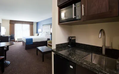 Photo 5 - Holiday Inn Express Hotel & Suites Fort Dodge by IHG