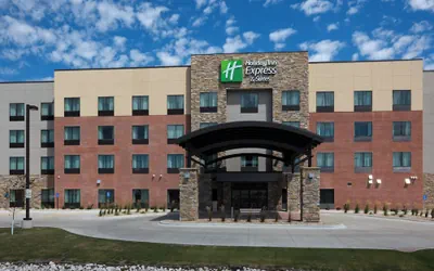Photo 2 - Holiday Inn Express Hotel & Suites Fort Dodge by IHG