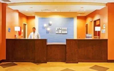 Photo 2 - Holiday Inn Express Hotel & Suites Warner Robins North West by IHG