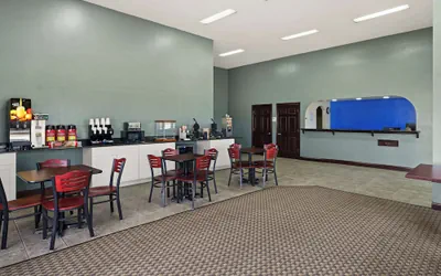 Photo 4 - SureStay by Best Western Gulfport