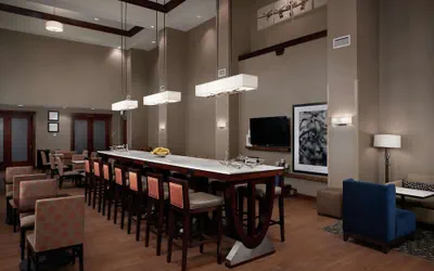 Photo 3 - Hampton Inn & Suites Portland/Vancouver