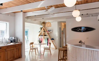 Photo 3 - Seaspray Surf Lodge