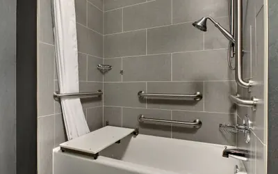 Photo 3 - Holiday Inn Express Hotel & Suites Albany by IHG
