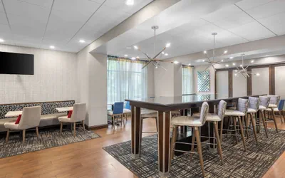 Photo 4 - Hampton Inn Atlanta McDonough