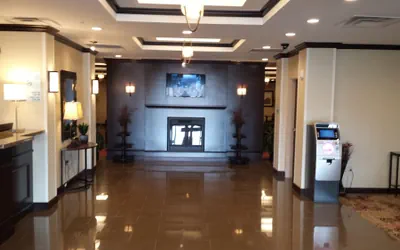Photo 3 - Holiday Inn Express & Suites Cambridge by IHG