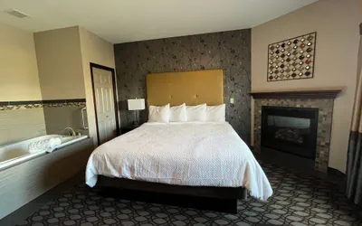 Photo 2 - Sunrise Inn Villas and Suites