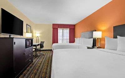 Photo 4 - Best Western Kenosha Inn