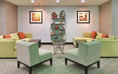 Photo 3 - La Quinta Inn & Suites by Wyndham Paducah