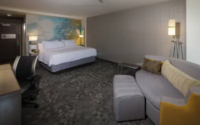 Photo 3 - Courtyard By Marriott Battle Creek