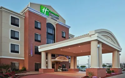 Photo 2 - Holiday Inn Express & Suites Greensburg by IHG