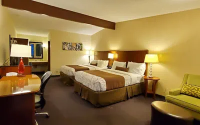 Photo 3 - Olympic Inn & Suites