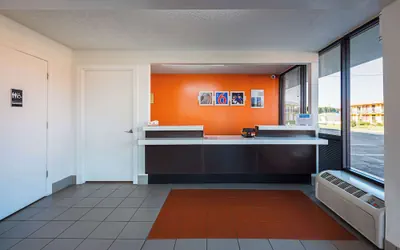 Photo 3 - Studio 6 Suites Perry, GA
