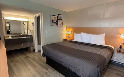 Photo 4 - Americas Best Value Inn Ponca City